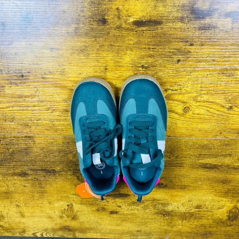 Wonder Nation Soccer Sneakers Kids 1 Green New Memory Foam WMGMWN44FM066